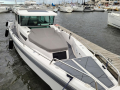 Axopar 37 Cabin