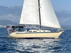 Islander 36 Tall rig