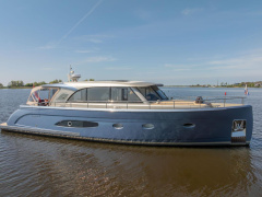 Holterman & De Vries 53 Commander