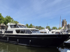 Wim van der Valk SUPER FALCON 45 VS