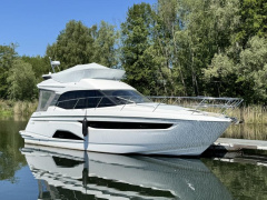 Bavaria R40 Fly