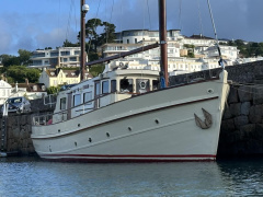 AL Custom Motorsailer