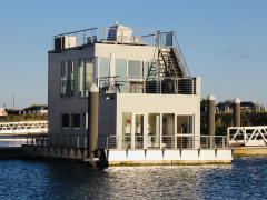 Schwimmendes Haus