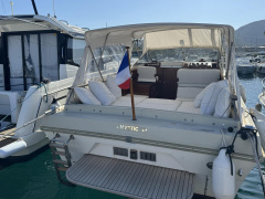 Windy 27 Day Cruiser