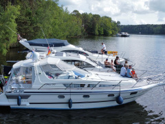 Polar Ibiza 390