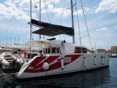 Lagoon 450 F