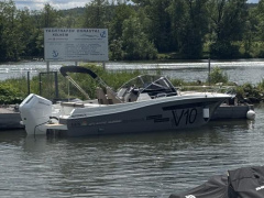 Atlantic Marine Sun Cruiser 730