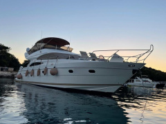 Princess 61
