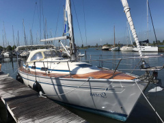 Bavaria 37 S
