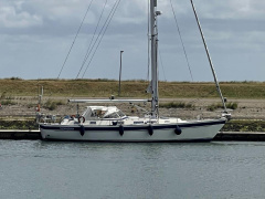 Hallberg-Rassy HR 45