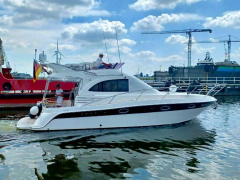 Galeon 330 Fly