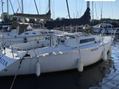 Beneteau First 32