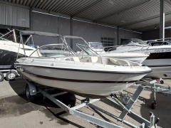 Maxum 1800 SR