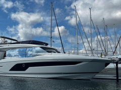 Prestige 590 Flybridge