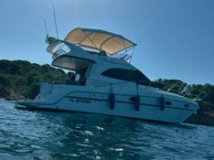 Galeon 330 Fly