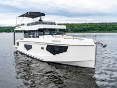 Cobra Yachts Maestro 42 Fly