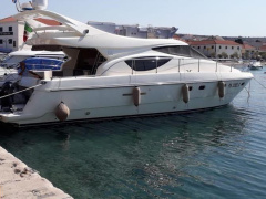 Ferretti 460