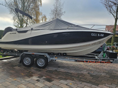 Quicksilver 605 sundeck