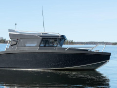 VBoats Voyager 700 Cabin
