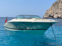 Chris Craft Launch 28 - Heritage Edition