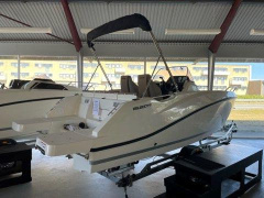 Quicksilver Activ 555 Open med Mercury F