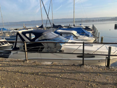 Sealine S28