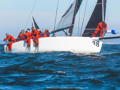 Melges 32