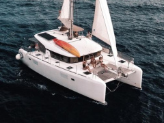 Lagoon 39