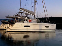 Fountaine Pajot Helia 44