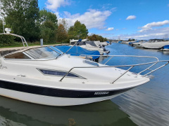 Sealine 200 Senator