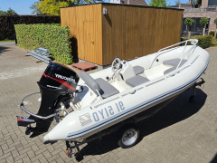 Zodiac yachtline 420