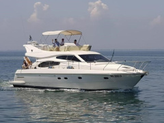 Ferretti 46