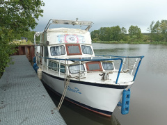 Hollandia Motoryacht mit Fly nur an Gewerbe!