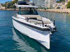 Axopar 37 Sun-Top - Multistorage, Gyro