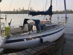Beneteau First