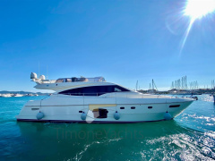 Ferretti 592