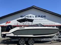Uttern T65 BOWRIDER med MERCURY F200 XL V6