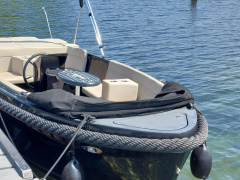 Maxima 600 tender