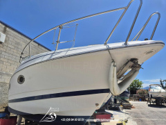 Chris Craft 260 Express Cruiser