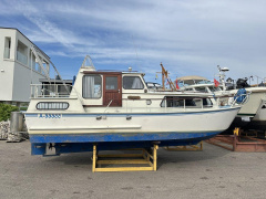 Crowncruiser 900