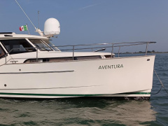 Greenline 33 Hybrid