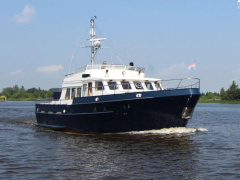 Altena Blue Water Trawler 48