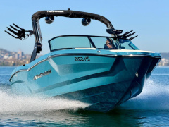 MasterCraft NXT 21 Wakeboard & Wakesurf