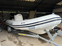 Valiant V-520