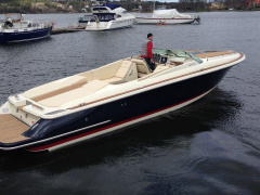 Chris Craft Corsair 32