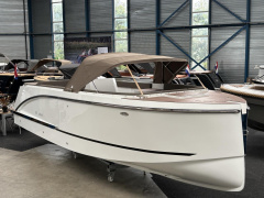Maxima 740 Tender
