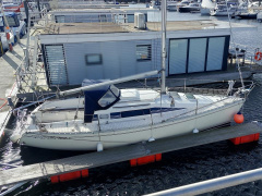 Beneteau First 285