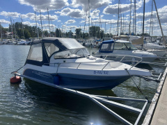 Quicksilver Commander 630 Walkaround