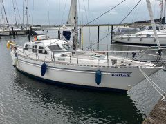 Nauticat 33