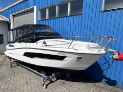 Karnic CS700 S Cabin Cruiser